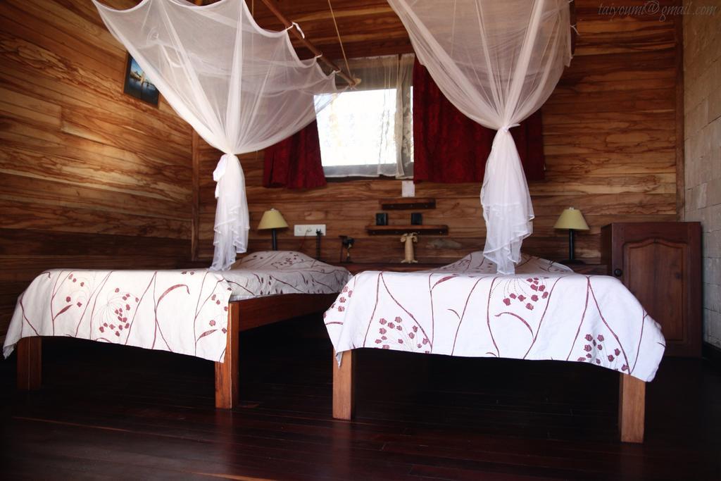 Hotel Solidaire Mangily Ифати Номер фото